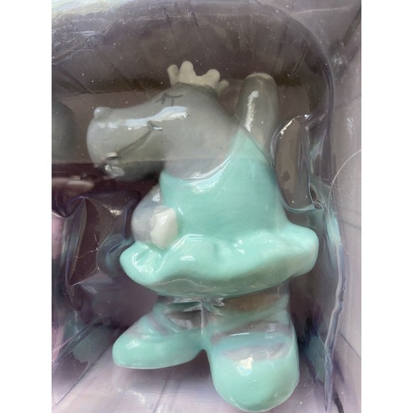 Peppermint & Pine Ballerina Hippos Salt and Pepper Shaker 4”x 3.5” - Picture 4 of 4